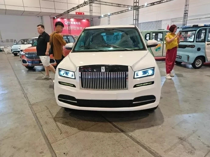 Chi tiết xe ô tô giá chỉ 46 triệu đồng đẹp như Rolls-Royce, rẻ hơn cả Air Blade có gì đặc biệt? - Ảnh 3.