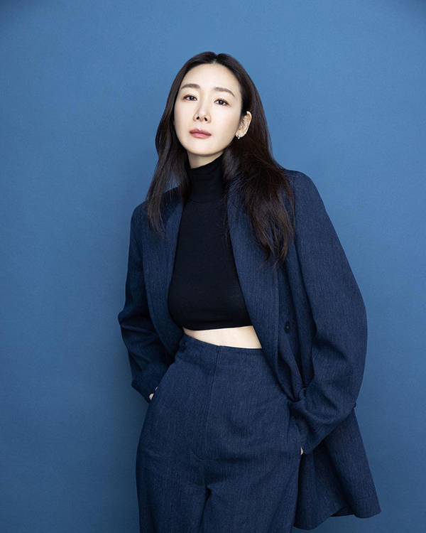 choi-ji-woo-7-1725592069347509430987.jpg