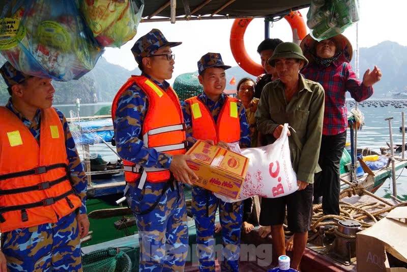 Quân đội huy động hơn 400 xe đặc chủng, 6 máy bay ứng phó với siêu bão YAGI