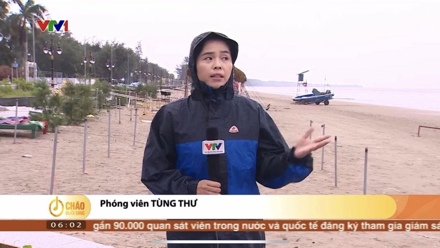 Nữ phóng viên VTV dũng cảm tác nghiệp giữa siêu bão Yagi là ai? - Ảnh 4.