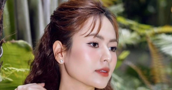 Diễn viên Việt Hoa: "Tôi không phẫu thuật thẩm mỹ"