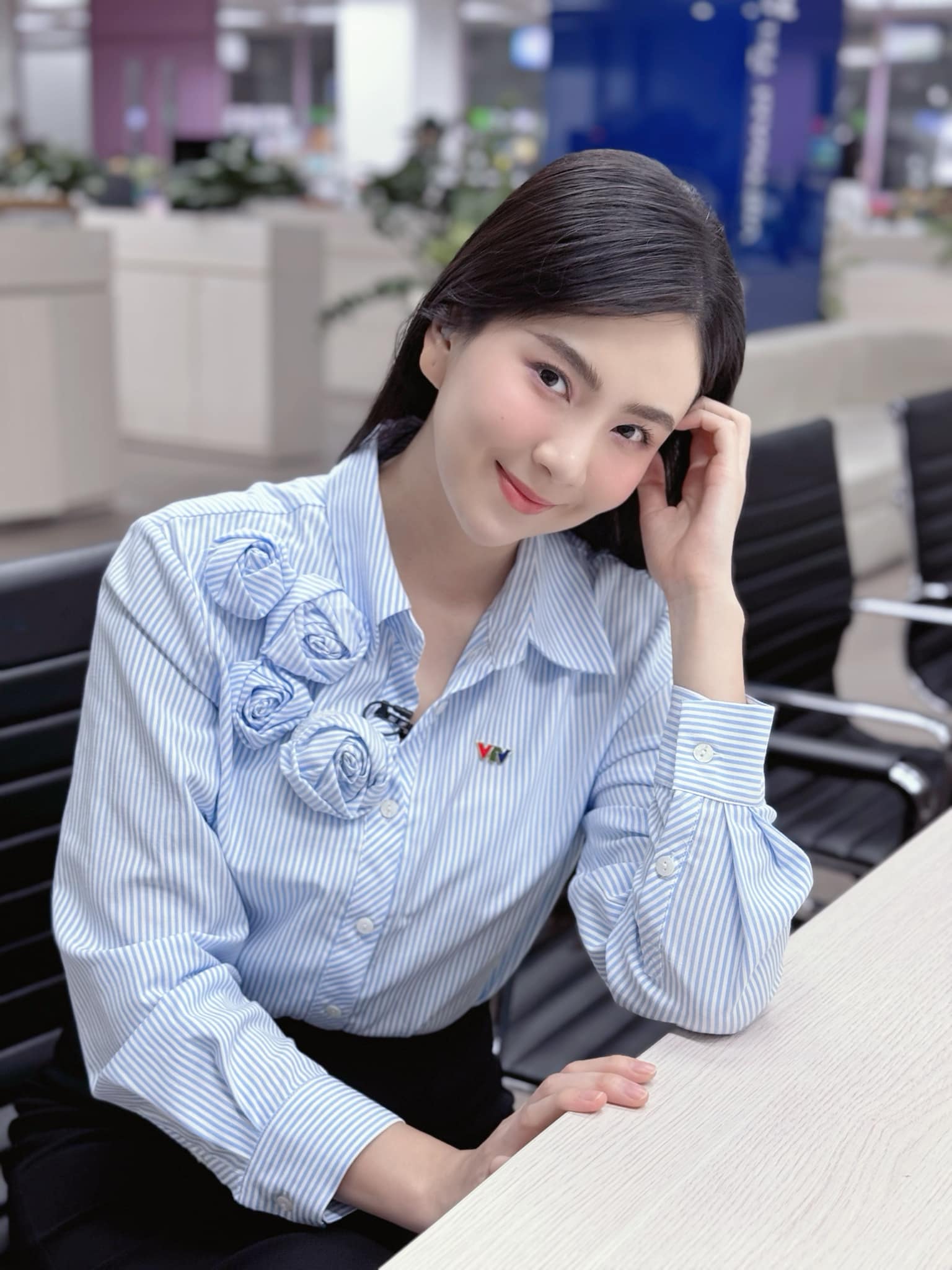 Để giữ vóc dáng nuột nà, MC Mai Ngọc không tiếc 'chi đậm' cho 1 điều này - Ảnh 2.