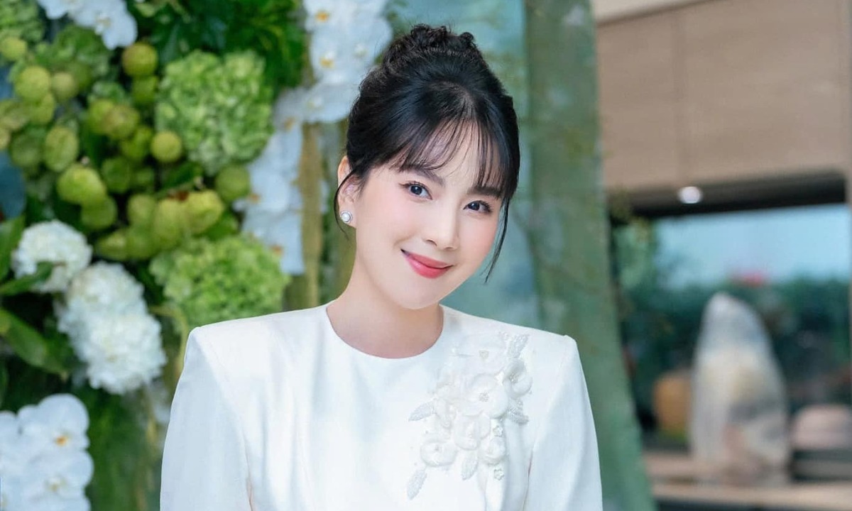 Mai Ngọc mang thai con đầu lòng