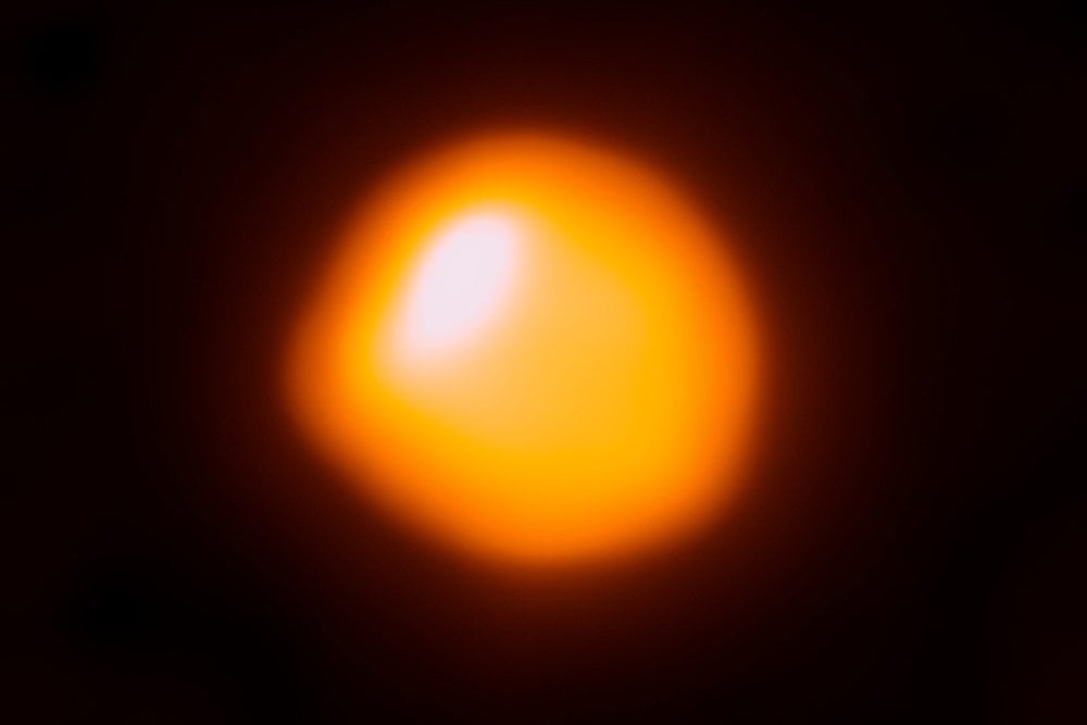 betelgeuse-17368268122601322601349-1736901168109-1736901168185765153025.jpg