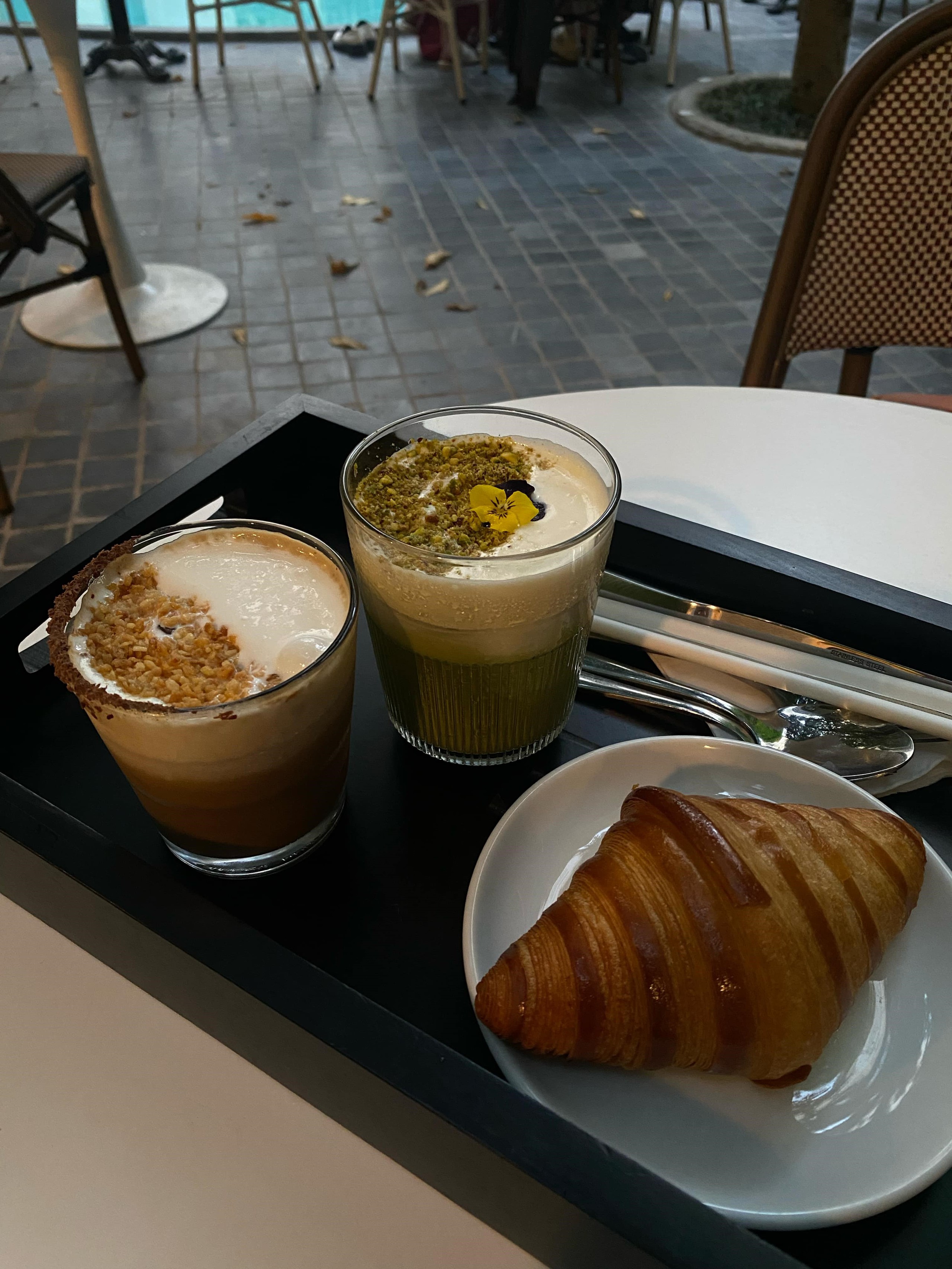 Top 3 quán cafe decor phong cách Châu Âu đang làm điên đảo giới trẻ hiện nay- Ảnh 10.