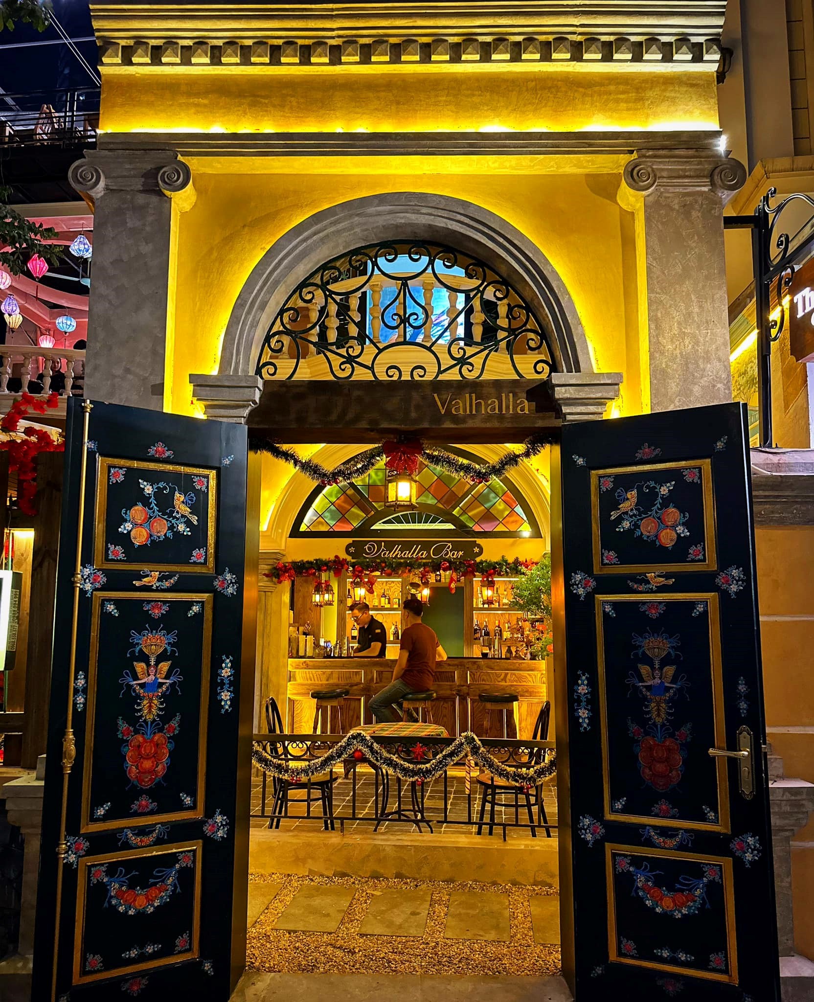 Top 3 quán cafe decor phong cách Châu Âu đang làm điên đảo giới trẻ hiện nay- Ảnh 11.