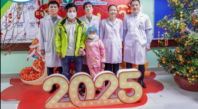 Hồi sinh cuộc đời cho bé gái 12 tuổi bị suy thận mạn tính giai đoạn cuối- Ảnh 2.