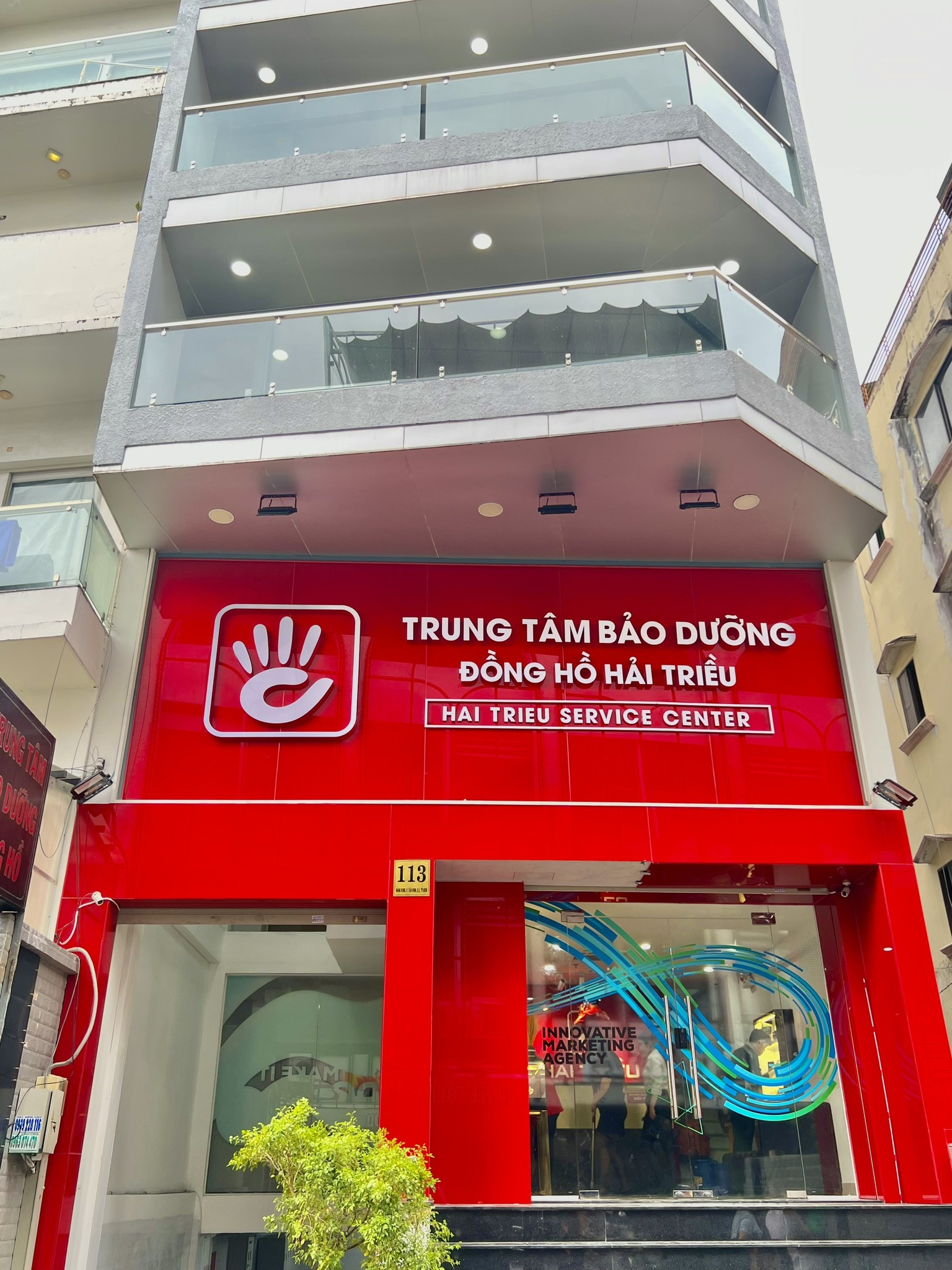 Cửa hàng 156A Đồng Hồ Hải Triều khác gì so với các showroom khác trong hệ thống?- Ảnh 3.