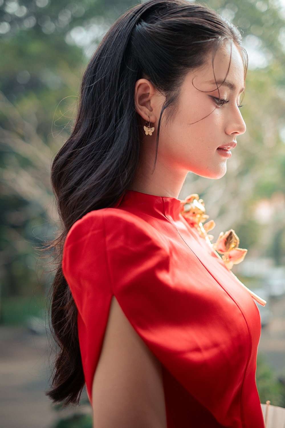 Hoa hậu Ý Nhi thăng hạng nhan sắc trước thềm dự thi Miss World - Ảnh 7.