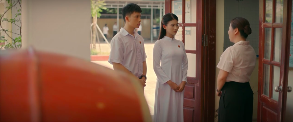 'Cách em 1 milimet' tập 11: Những cuộc chia tay trong nước mắt - Ảnh 2. Cách em 1 milimet - Tập 11: Nỗi buồn của Tú - Ảnh 8.