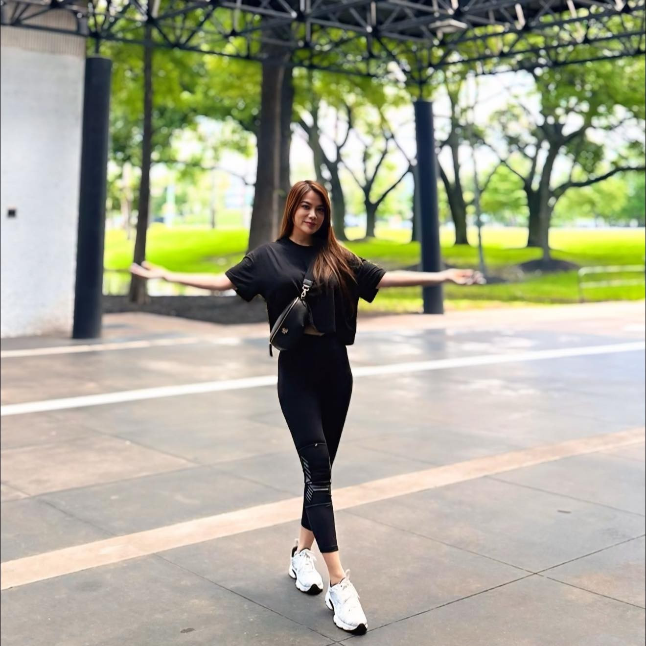Tuổi U50, Trương Ngọc Ánh ngày càng thon gọn và sexy sau tuyên bố độc thân - Ảnh 10. Tuổi U50, Trương Ngọc Ánh ngày càng thon gọn và sexy sau tuyên bố độc thân - Ảnh 10.