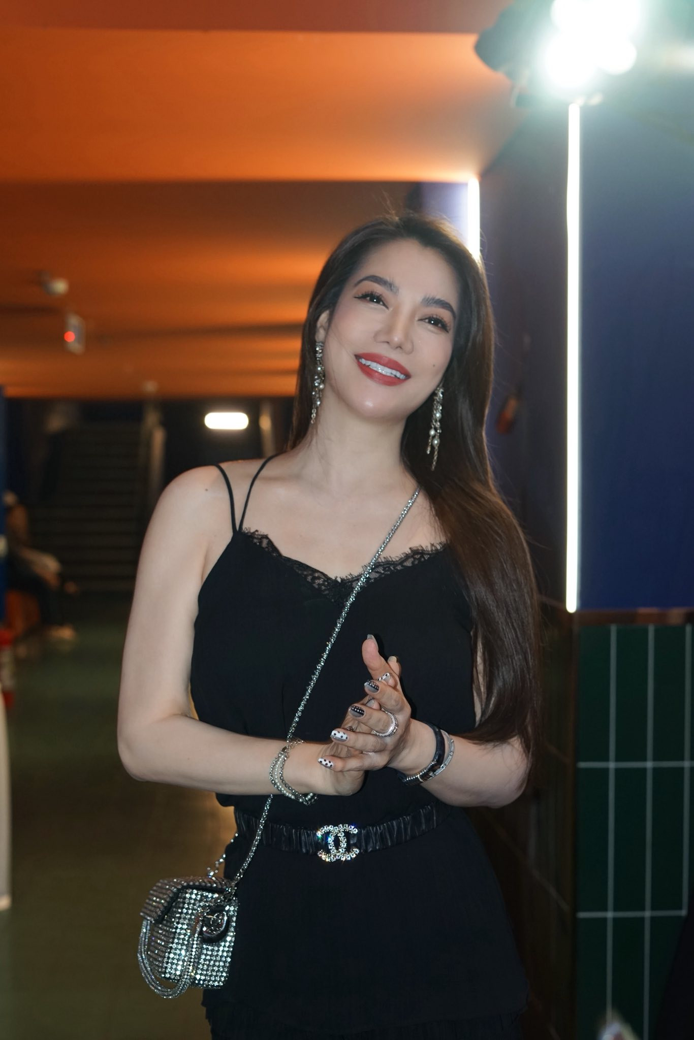 Tuổi U50, Trương Ngọc Ánh ngày càng thon gọn và sexy sau tuyên bố độc thân - Ảnh 3. Tuổi U50, Trương Ngọc Ánh ngày càng thon gọn và sexy sau tuyên bố độc thân - Ảnh 3.