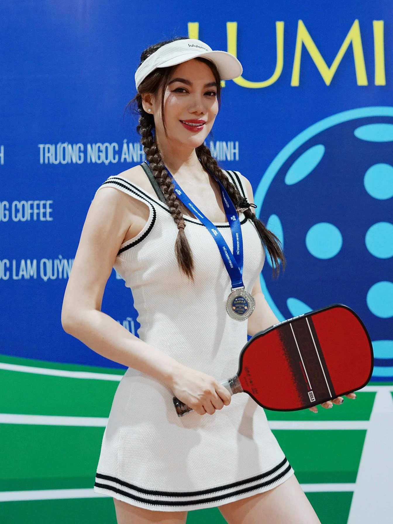 Tuổi U50, Trương Ngọc Ánh ngày càng thon gọn và sexy sau tuyên bố độc thân - Ảnh 6. Tuổi U50, Trương Ngọc Ánh ngày càng thon gọn và sexy sau tuyên bố độc thân - Ảnh 6.