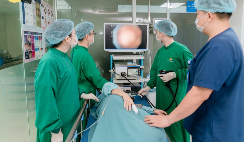 3 người thân mất vì ung thư, người đàn ông đi khám phát hiện tiền ung thư dù không có triệu chứng - Ảnh 1.