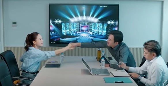 Phương Oanh hứng chịu cơn nóng giận vô cớ của chồng trong 'Gió ngang khoảng trời xanh' - Ảnh 1.