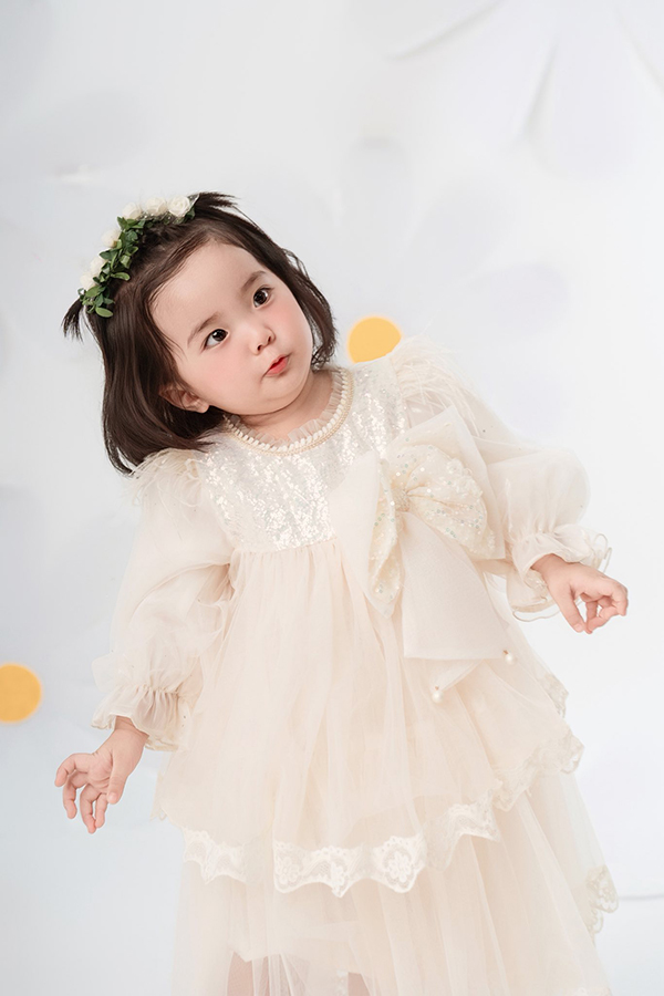 con-gai-khanh-thi-7-176043000176742834969.jpg