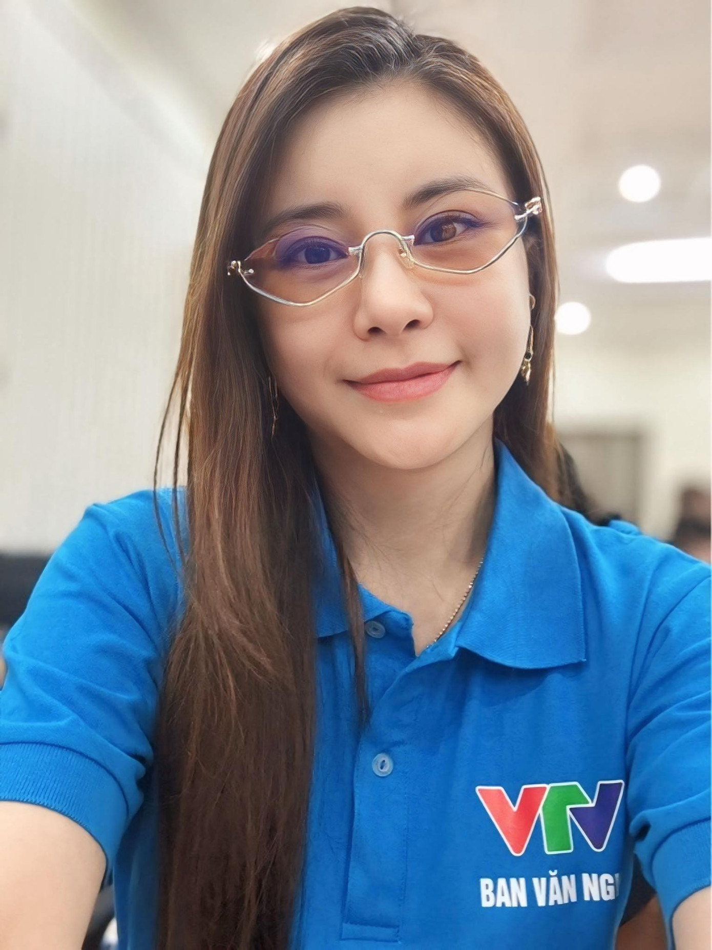 kim-oanh-1760405645910-17604056470411410972109.jpg