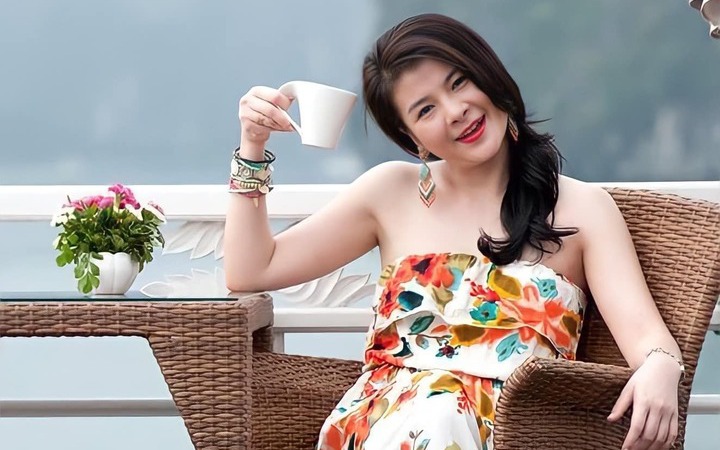 kim-oanh-2-17604063786951136826444-245-0-695-720-crop-17604063882022033921456.jpeg