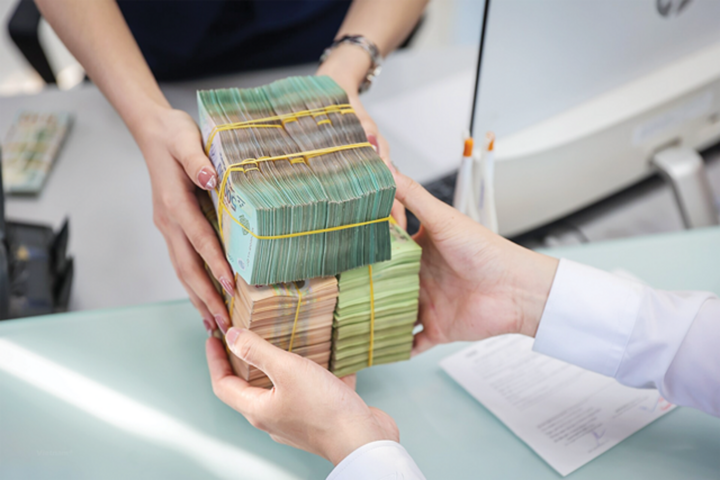 Lãi suất tiết kiệm 13 tháng cao nhất thị trường đạt 9 % tại PVcomBank - Ảnh 2. Lãi suất tiết kiệm 13 tháng cao nhất thị trường đạt 9 % tại PVcomBank - Ảnh 2.