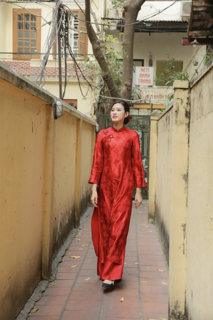 Đỗ Thị Hà kết hôn với doanh nhân Viết Vương: Hôn lễ gây xôn xao mạng xã hội - Ảnh 4. Đỗ Thị Hà kết hôn với doanh nhân Viết Vương: Hôn lễ gây xôn xao mạng xã hội - Ảnh 4.