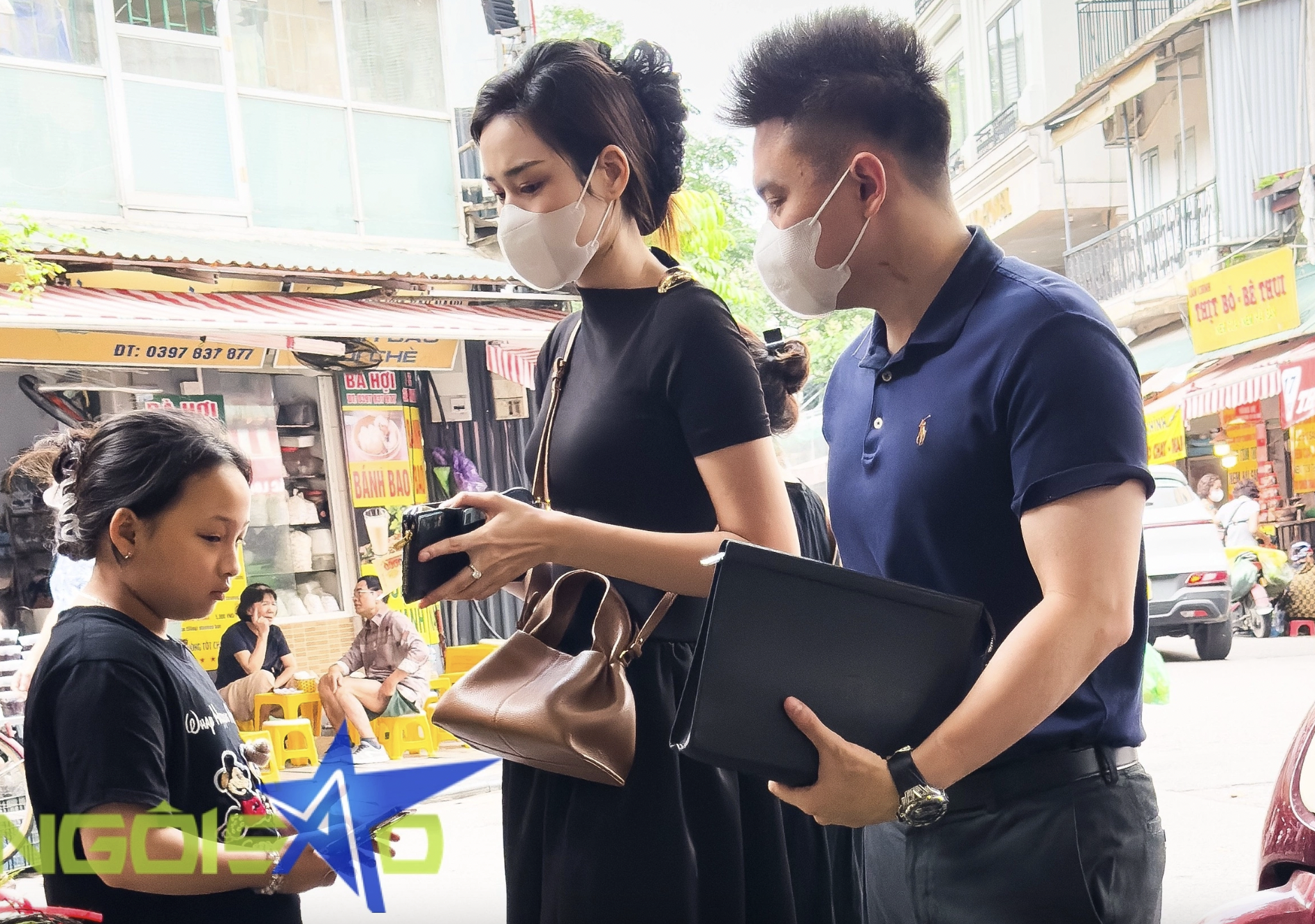 Đỗ Thị Hà kết hôn với doanh nhân Viết Vương: Hôn lễ gây xôn xao mạng xã hội - Ảnh 5. Đỗ Thị Hà kết hôn với doanh nhân Viết Vương: Hôn lễ gây xôn xao mạng xã hội - Ảnh 5.