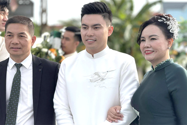 Bố chồng Đỗ Thị Hà là ai - Ảnh 2. Bố chồng Đỗ Thị Hà là ai - Ảnh 2.