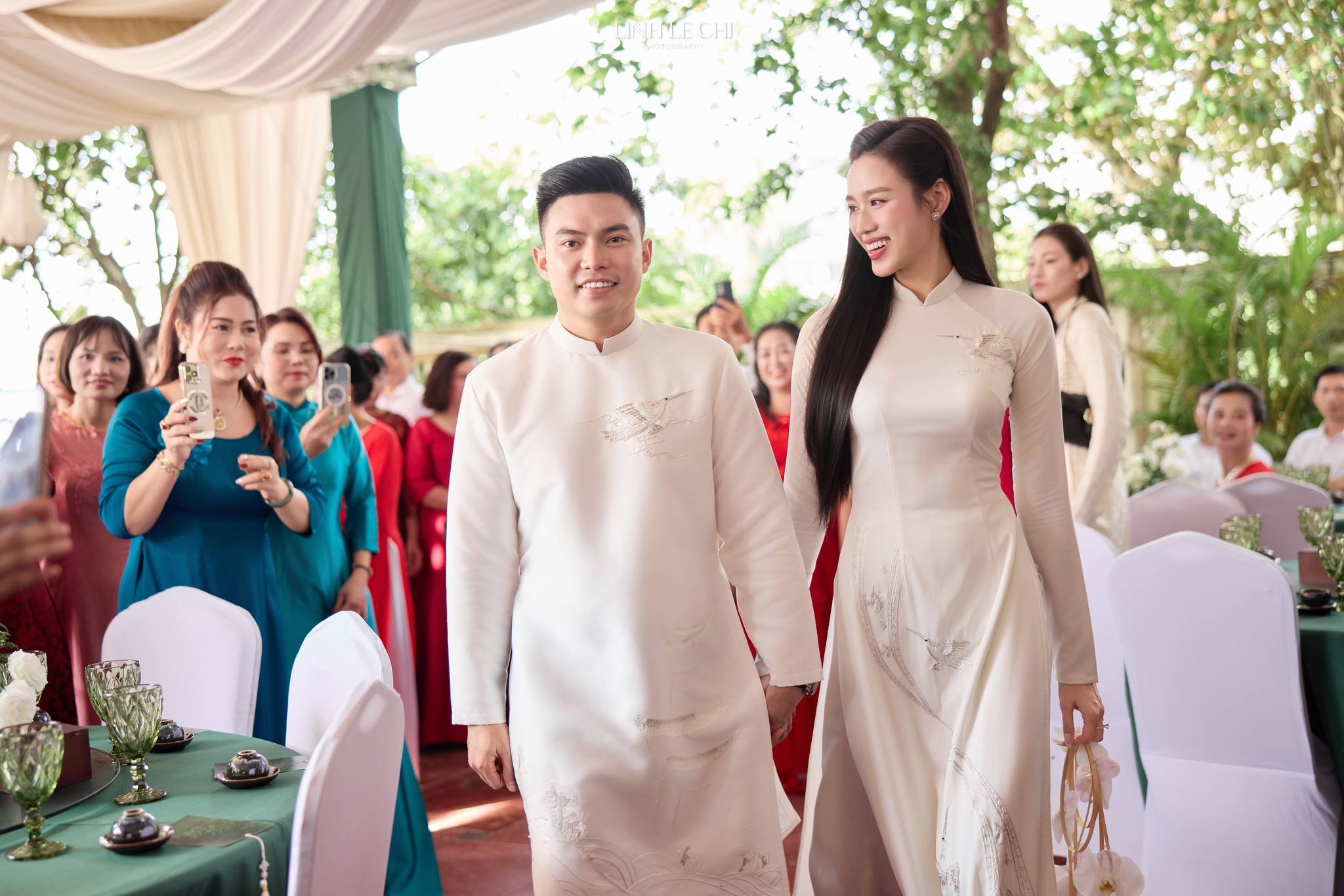 Bố chồng Đỗ Thị Hà là ai - Ảnh 7. Bố chồng Đỗ Thị Hà là ai - Ảnh 7.