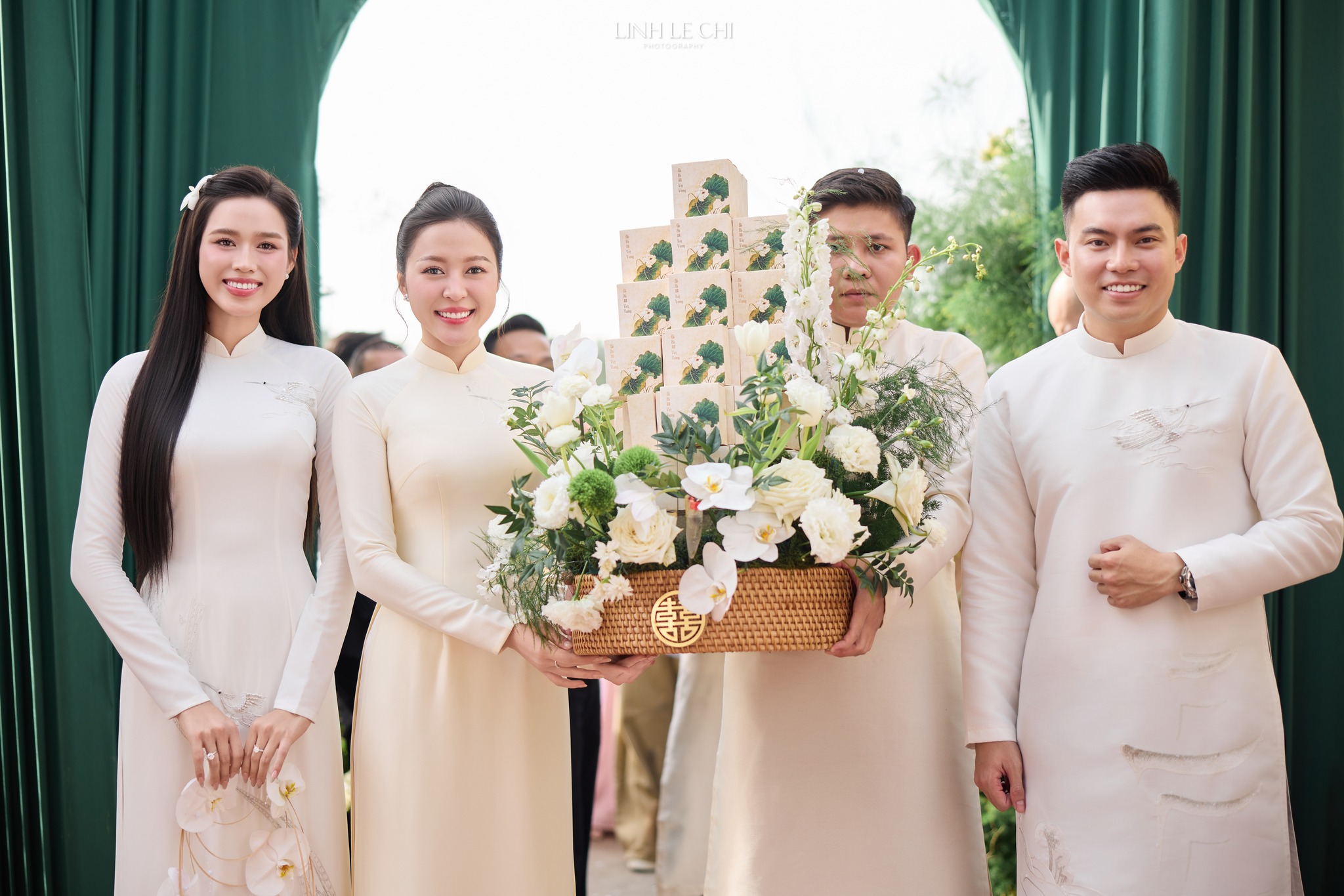 Bố chồng Đỗ Thị Hà là ai - Ảnh 13. Bố chồng Đỗ Thị Hà là ai - Ảnh 13.