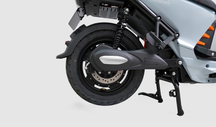 Xe máy điện giá 30 triệu đồng thiết kế đẹp mắt, trang bị sánh ngang SH Mode, rẻ hơn Vision - Ảnh 5. Xe máy điện giá 30 triệu đồng thiết kế đẹp mắt, trang bị sánh ngang SH Mode, rẻ hơn Vision - Ảnh 5.