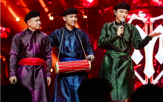 sap-web-chay-ve-2-concert-anh-trai-dieu-ky-la-dang-xay-ra-o-showbiz-viet-48701-1734439587021-17344395871691031363378-15-0-426-657-crop-17605895527811125021661.png