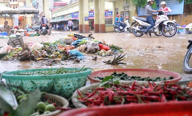 3 nguyên tắc ăn uống phòng ngừa bệnh tiêu hóa sau mưa lũ- Ảnh 1. 3 nguyên tắc ăn uống phòng ngừa bệnh tiêu hóa sau mưa lũ- Ảnh 1.