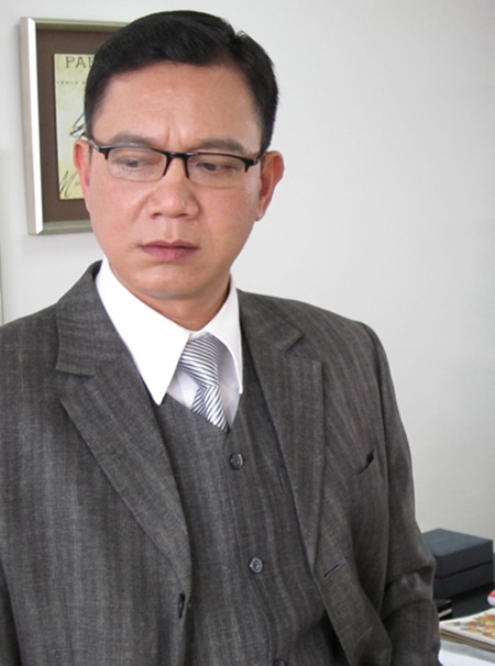 nsut-pham-cuong-tham-gia-hon-800-vai-ngoai-doi-la-dai-ta-co-hon-nhan-vien-man-voi-nsnd-thu-que-cfc-7011229-1760673509524-1760673509988930302062.jpg