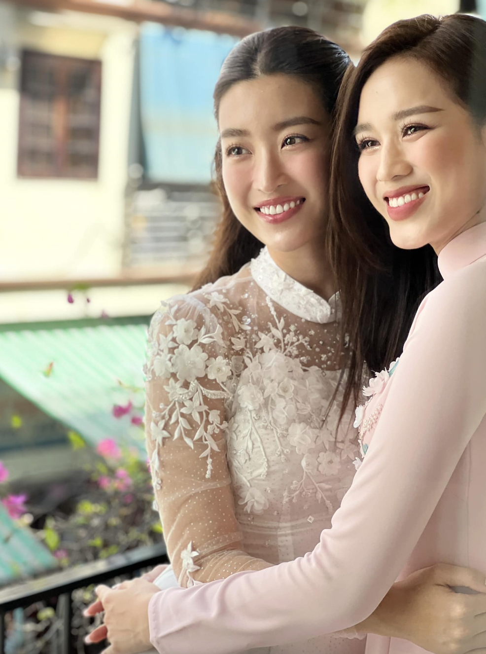 Đỗ Mỹ Linh tiết lộ bí mật thú vị về Đỗ Thị Hà trong lễ ăn hỏi - Ảnh 4. Đỗ Mỹ Linh tiết lộ bí mật thú vị về Đỗ Thị Hà trong lễ ăn hỏi - Ảnh 4.
