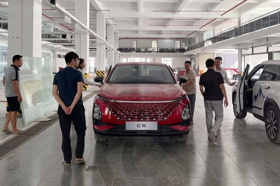 Xe ô tô của Trung Quốc bán tại Việt Nam ồ ạt giảm giá sốc tới 214 triệu đồng, xe sang rẻ ngang xe bình dân - Ảnh 3. Xe ô tô của Trung Quốc bán tại Việt Nam ồ ạt giảm giá sốc tới 214 triệu đồng, xe sang rẻ ngang xe bình dân - Ảnh 3.