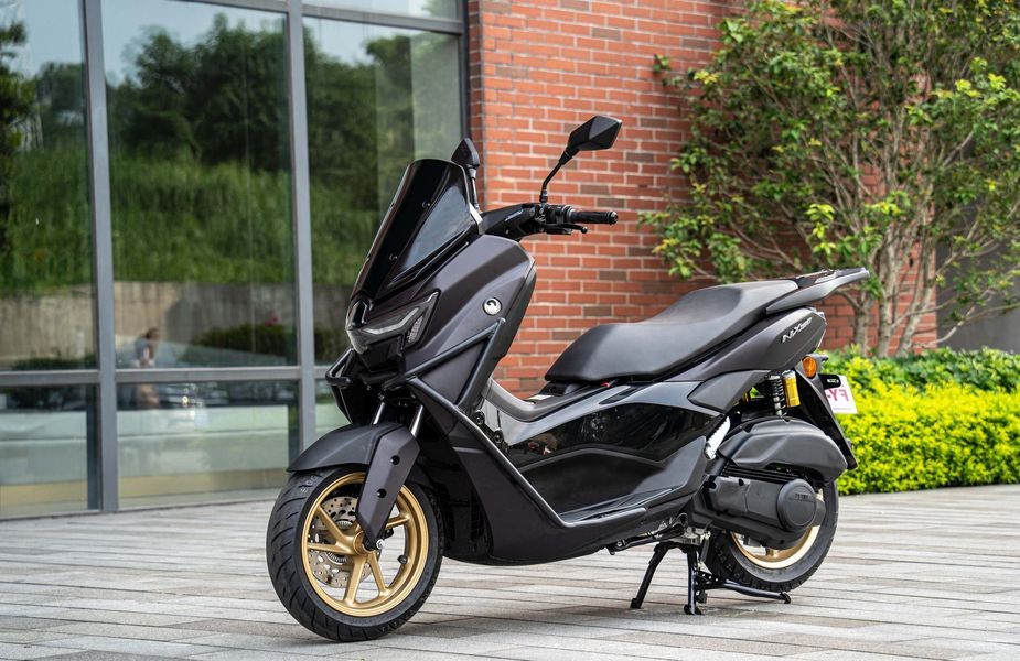 Xe ga 150cc giá rẻ chỉ 29 , 5 triệu đồng , trang bị vượt trội như Honda SH - Ảnh 2. Xe ga 150cc giá rẻ chỉ 29 , 5 triệu đồng , trang bị vượt trội như Honda SH - Ảnh 2.