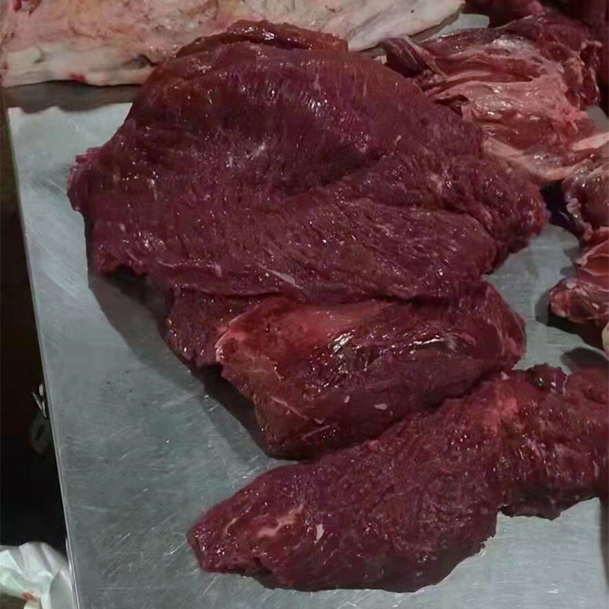 Khi mua thịt bò, bạn nên chọn loại &quot;treo&quot; hay &quot;trưng bày&quot;? Hãy ghi nhớ 4 điều này để tránh bị lừa bởi người bán thịt- Ảnh 2.