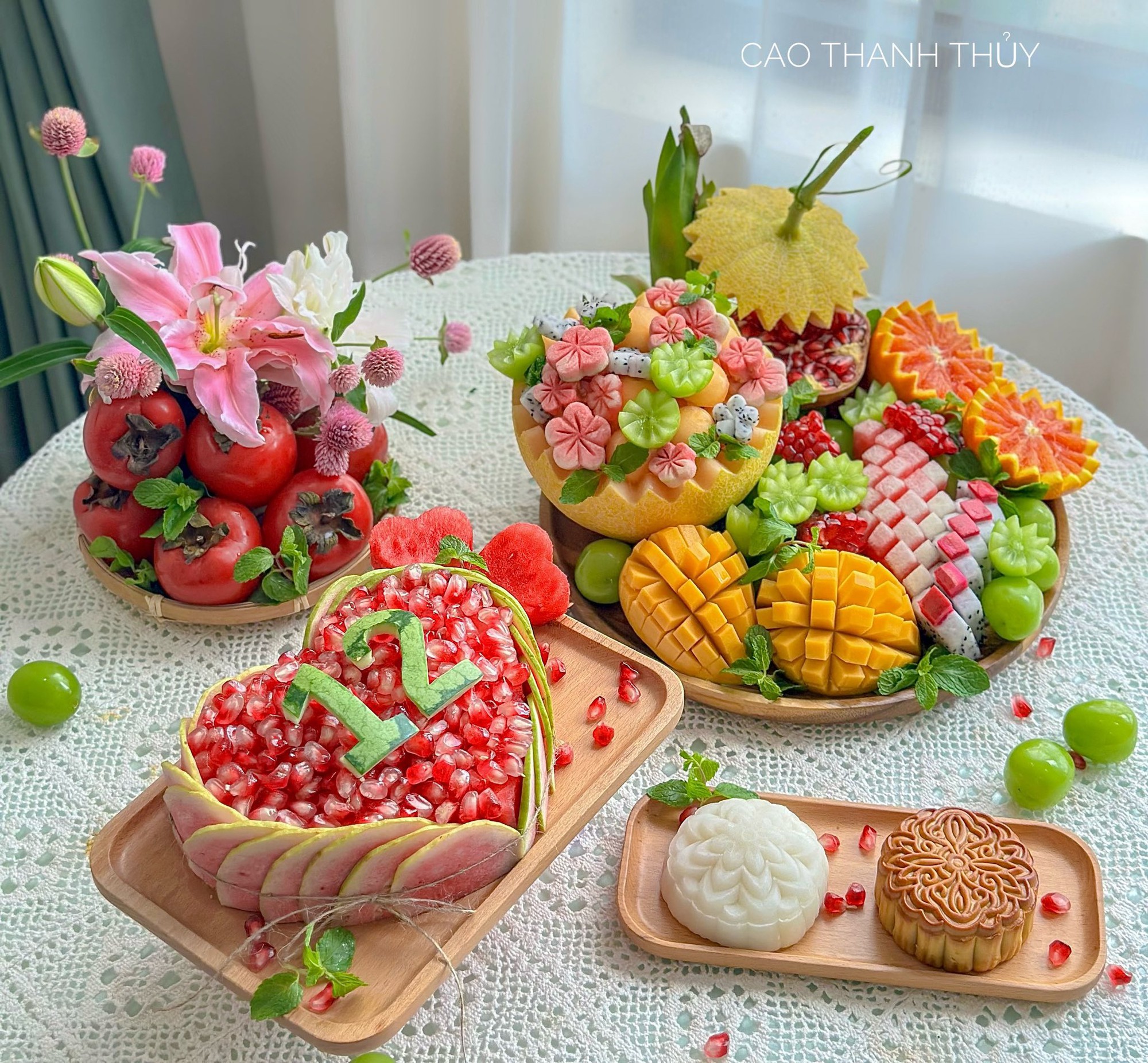 Mâm cỗ trung thu đẹp như bữa tiệc cổ tích của 1 mẹ ở Hà Nội: Đến ăn còn không nỡ chứ nói gì đến &quot;phá&quot;- Ảnh 3.