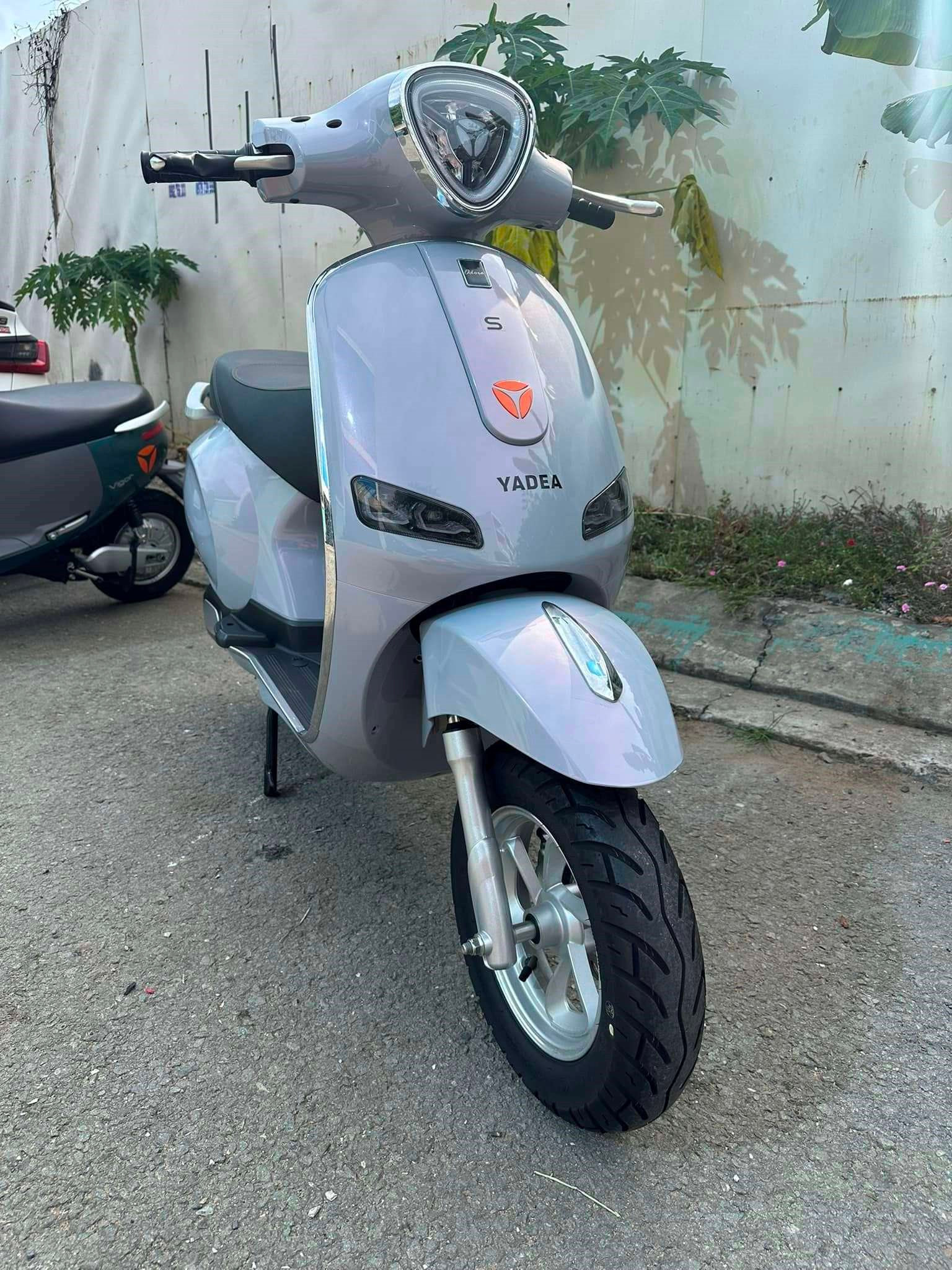Xe máy điện giá 16,5 triệu đồng ở Việt Nam đẹp tựa Vespa, có smartkey chống trộm, pin bền, rẻ hơn hẳn Vision, xe số Wave Alpha - Ảnh 3.