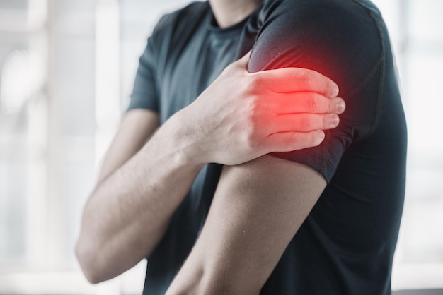 3 triệu chứng này xuất hiện trên tay: Coi chừng bệnh mạch vành, đừng chủ quan! - Ảnh 2. 3 triệu chứng này xuất hiện trên tay: Coi chừng bệnh mạch vành, đừng chủ quan! - Ảnh 2.