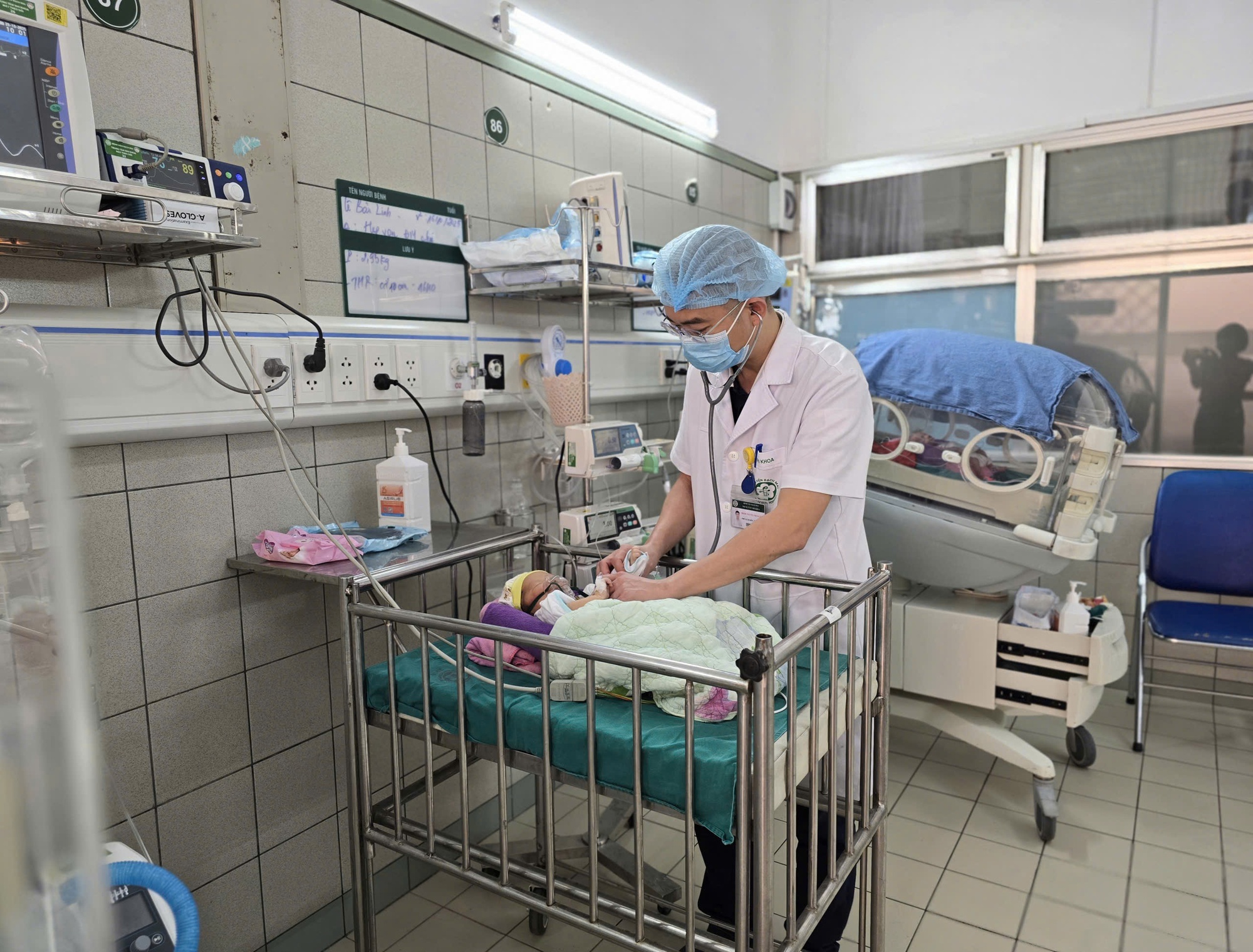 Kịp thời cứu sống bé sơ sinh mắc tim bẩm sinh phức tạp nhờ phát hiện từ trong bào thai - Ảnh 1. Kịp thời cứu sống bé sơ sinh mắc tim bẩm sinh phức tạp nhờ phát hiện từ trong bào thai - Ảnh 1.