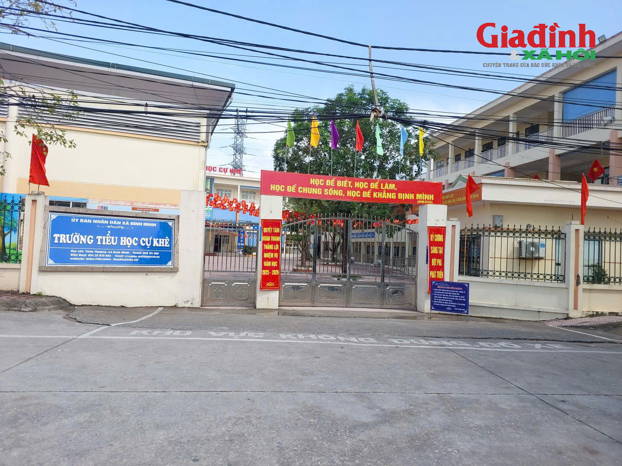 Diễn biến mới vụ bếp ăn trường học ở Hà Nội: Phụ huynh bức xúc về thực phẩm ôi thiu - Ảnh 1. Diễn biến mới vụ bếp ăn trường học ở Hà Nội: Phụ huynh bức xúc về thực phẩm ôi thiu - Ảnh 1.