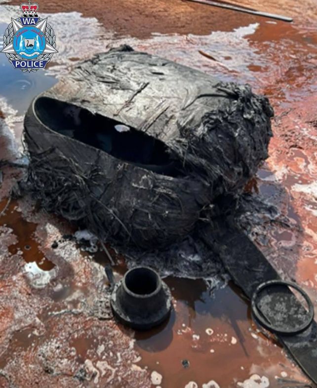 Vật thể bí ẩn rơi xuống từ vũ trụ- Ảnh 3.