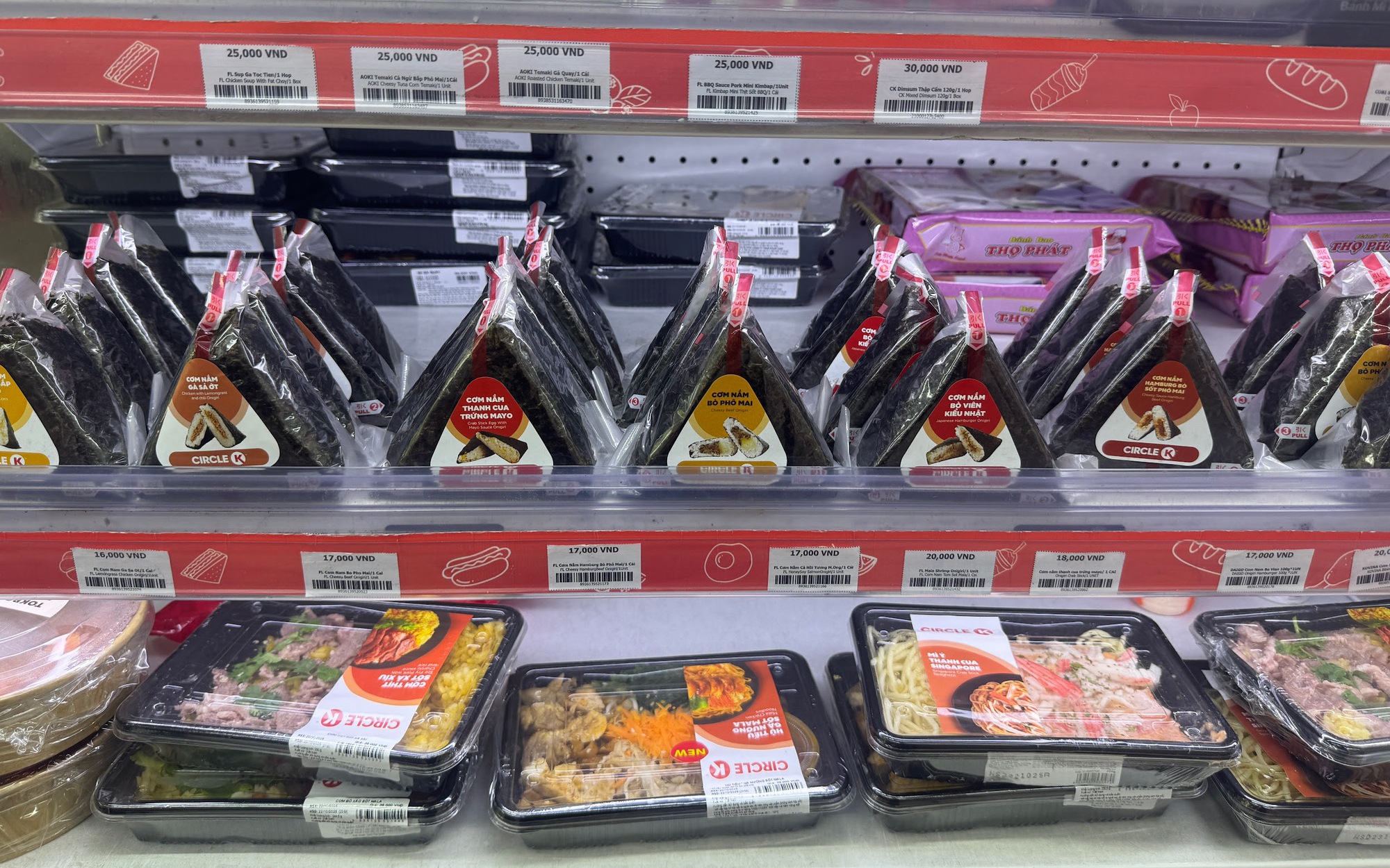 Vì sao thế hệ gen Z bị cuốn bởi dịch vụ đồ ăn sẵn, lười vào bếp?