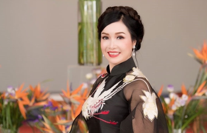 Cuộc sống bí ẩn của Hoa hậu Việt Nam đầu tiên sau gần 4 thập kỷ đăng quang - Ảnh 4. Cuộc sống bí ẩn của Hoa hậu Việt Nam đầu tiên sau gần 4 thập kỷ đăng quang - Ảnh 4.