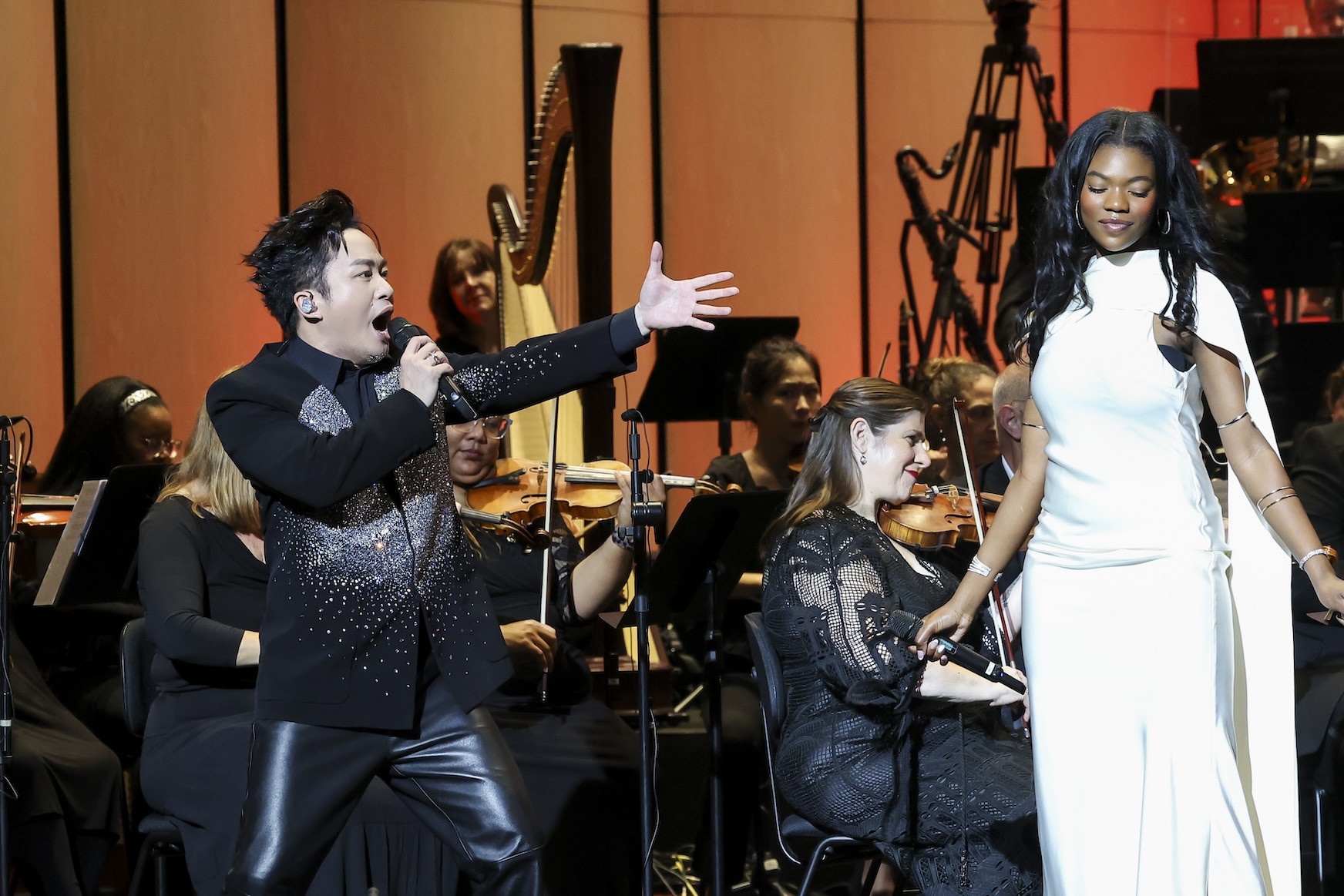 Á hậu Thanh Tú có cuộc sống ra sao sau 7 năm lấy chồng doanh nhân - Ảnh 3.