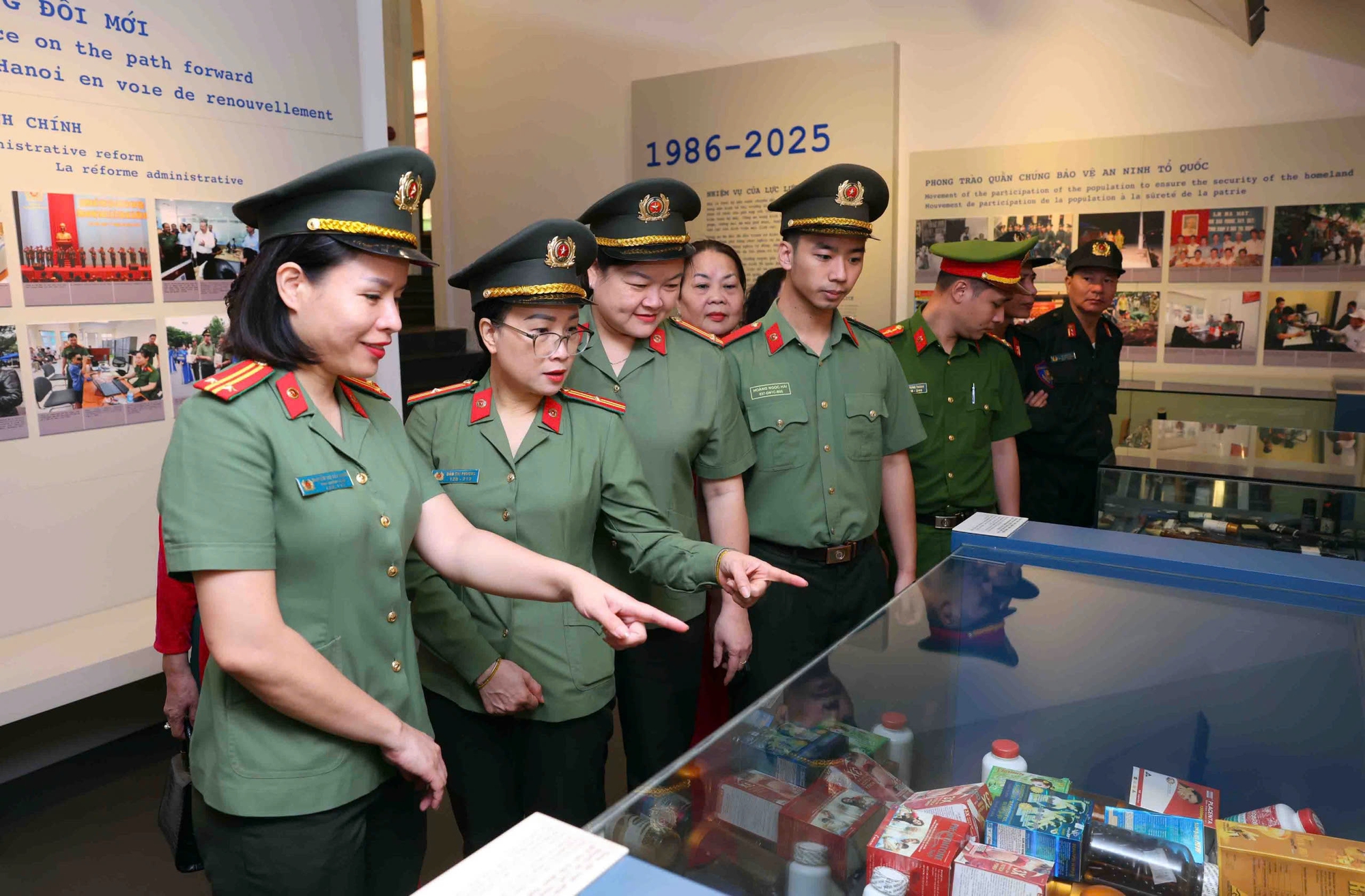 Cải tạo Bảo tàng Công an Hà Nội: Khám phá diện mạo mới và ý nghĩa lịch sử - Ảnh 14. Cải tạo Bảo tàng Công an Hà Nội: Khám phá diện mạo mới và ý nghĩa lịch sử - Ảnh 14.