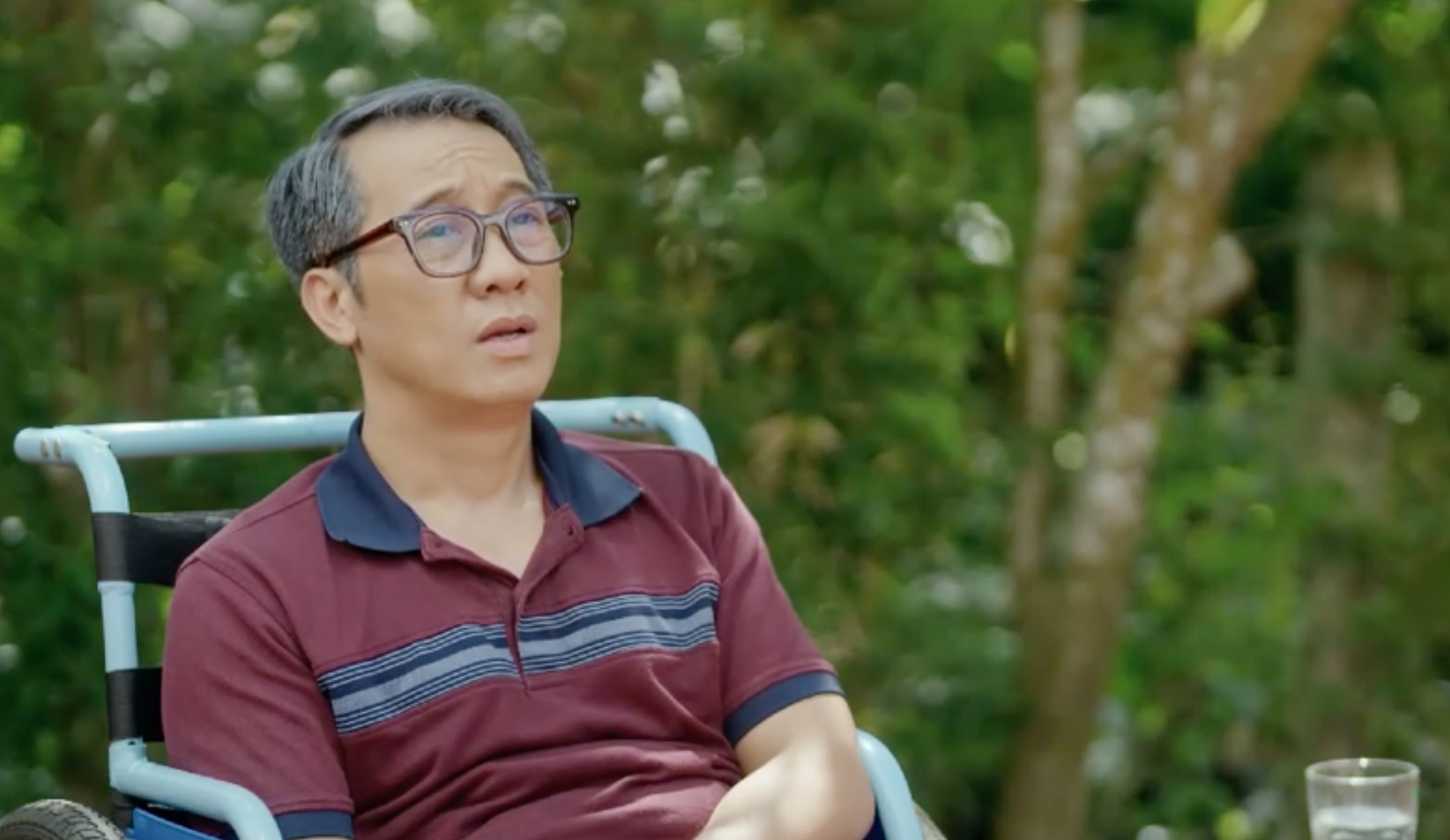 'Có anh, nơi ấy bình yên' tập cuối: Sóng gió đã qua, cuộc sống người dân bình yên trở lại - Ảnh 3. 'Có anh, nơi ấy bình yên' tập cuối: Sóng gió đã qua, cuộc sống người dân bình yên trở lại - Ảnh 3.