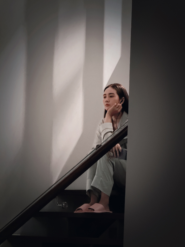 Đóng vợ chồng với Chí Nhân, Phan Minh Huyền cảm thấy thương nhiều hơn - Ảnh 3. Đóng vợ chồng với Chí Nhân, Phan Minh Huyền cảm thấy thương nhiều hơn - Ảnh 3.
