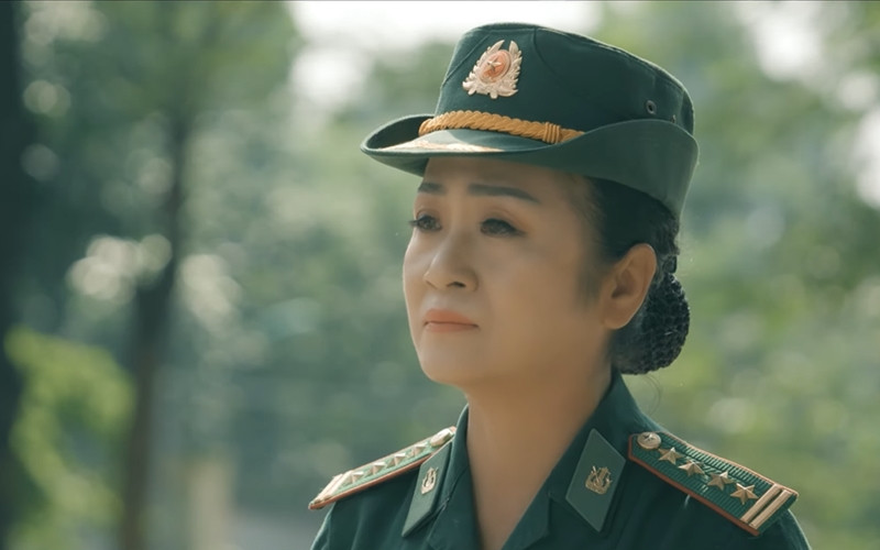NSND, Đại tá Vi Hoa: Từ cô gái nghèo đi xe thủng lốp đến 'huyền thoại biên phòng' - Ảnh 8. NSND, Đại tá Vi Hoa: Từ cô gái nghèo đi xe thủng lốp đến 'huyền thoại biên phòng' - Ảnh 8.
