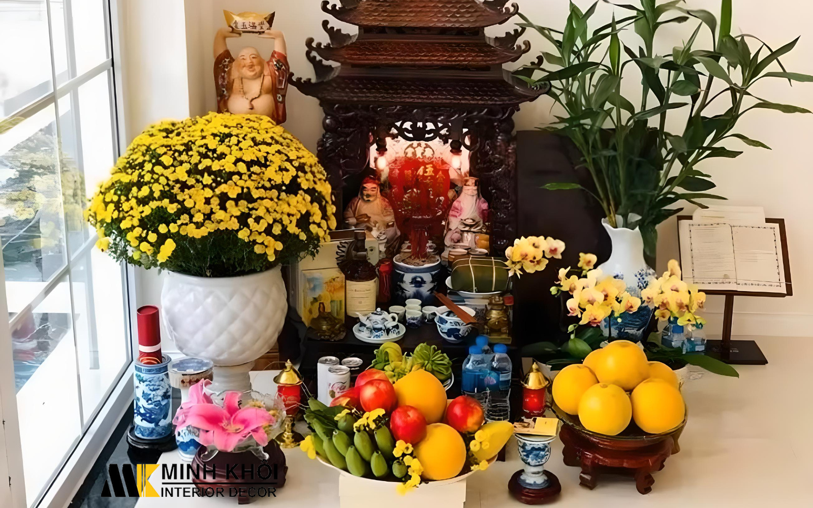 Bàn thờ Thần tài cắm hoa gì để mang lại tài lộc